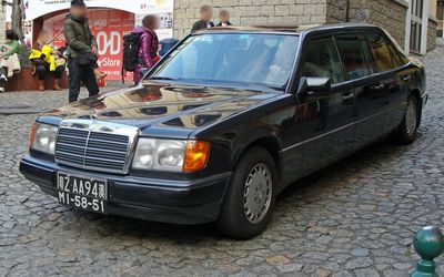 Mercedes-Benz E-Klasse - 1984 [ V124 ]
