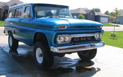 Chevrolet Suburban - 1960
