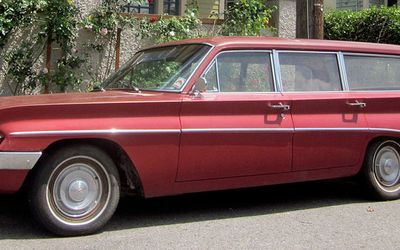 Oldsmobile Cutlass - 1961