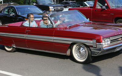 Oldsmobile Starfire - 1961