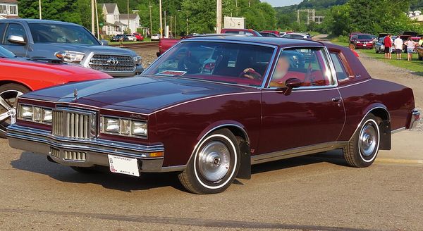 Pontiac Grand Prix IV - 1978